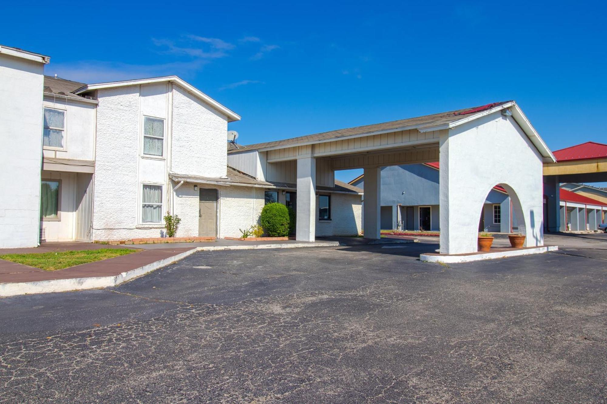Extended Airport By Oyo Oklahoma City